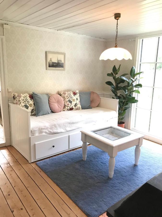 Fagerbacka Torp. Soet Stuga Naera Havet Lysekil Exterior foto